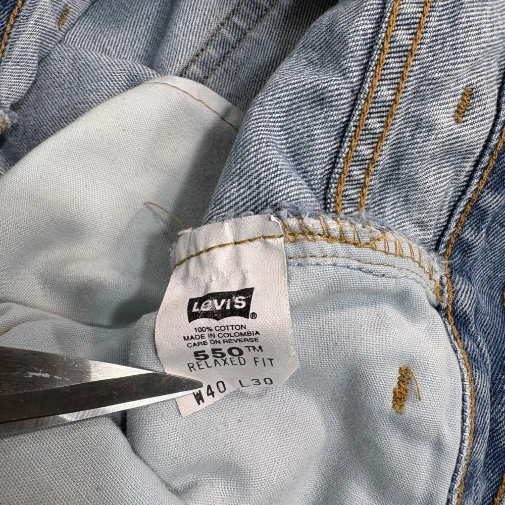 Vintage Y2K Levi's 550 Jeans Men 40x30 Light Wash‎ Relaxed Fit Tapered Denim